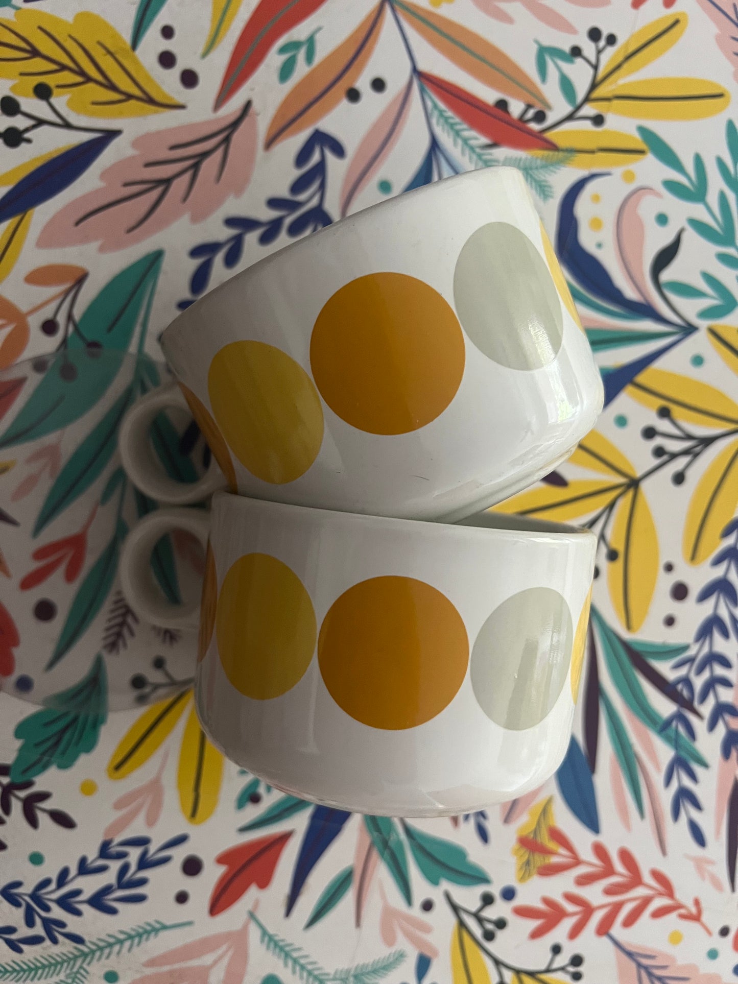Set de 2 Mini Tazas Retro — Amarillo & Mostaza ☀️✨