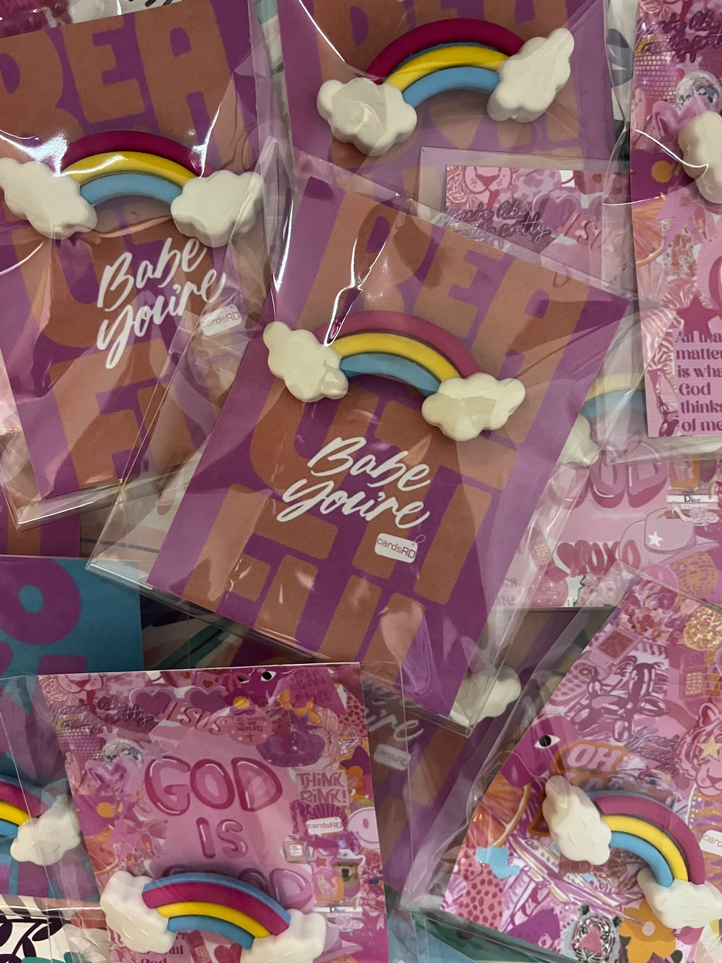 🌈 Borradores en Forma de Arcoíris con Tarjetas — Pack para Regalos