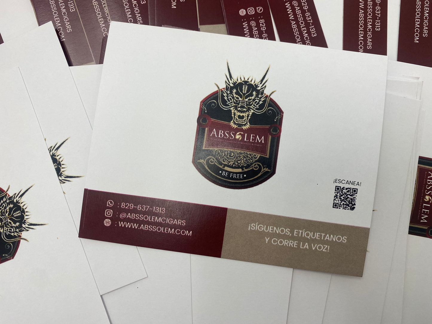 Tarjetas en Opalina, 5' x 4'