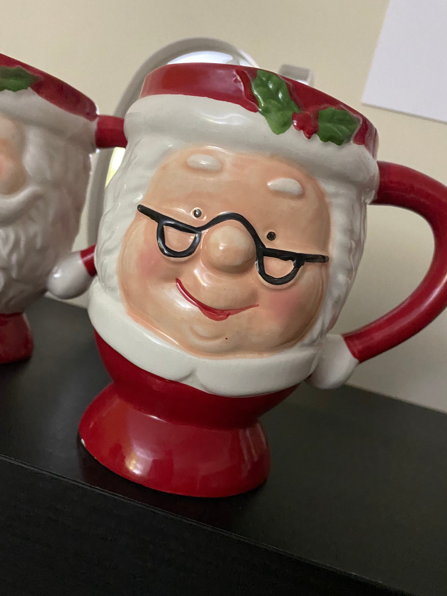 Doña Claus, mug