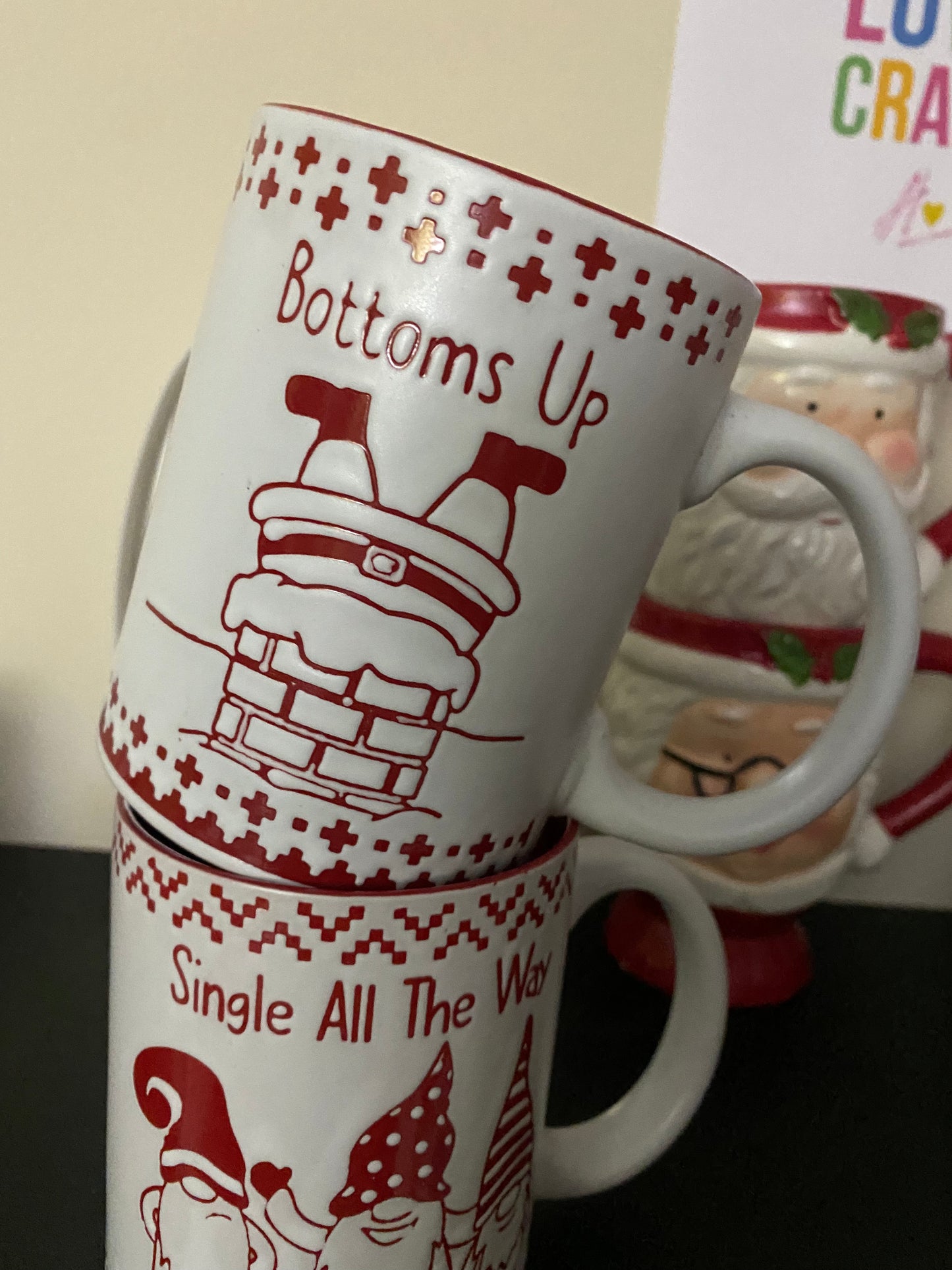 White and Red Christmas, Mug